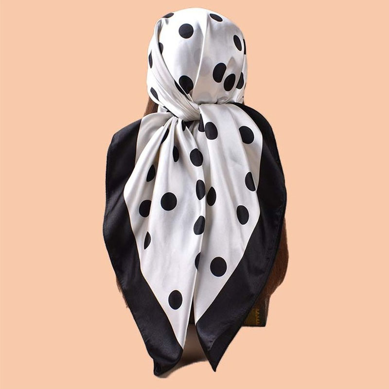 Foulard Quadrato di Lusso 90x9 - Windsor Knot Tie recensione e prezzo