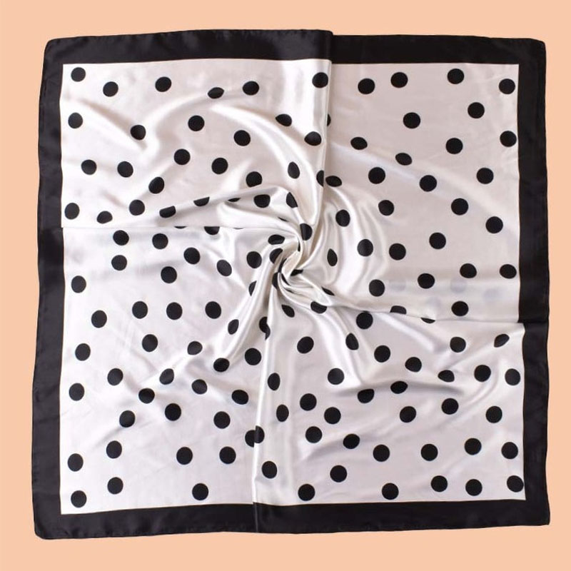 Foulard Quadrato di Lusso 90x9 - Windsor Knot Tie recensione e prezzo