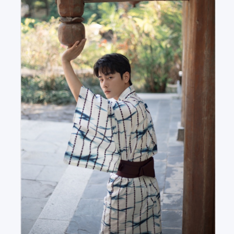 Kimono Tradizionale Giapponese - Traditional Japanese Men'S Formal Wear recensione e prezzo