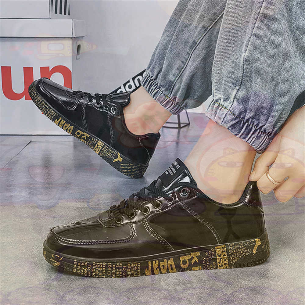 Piede rotondo Taglia 45 Sneake - Asian Men Formal Wear recensione e prezzo